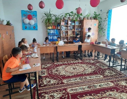 «Жол белгілері әлемінде»