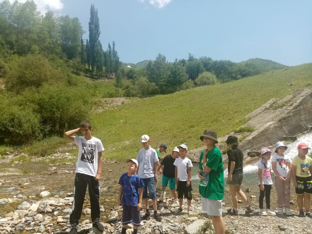 "Табиғат аясында серуендеу"