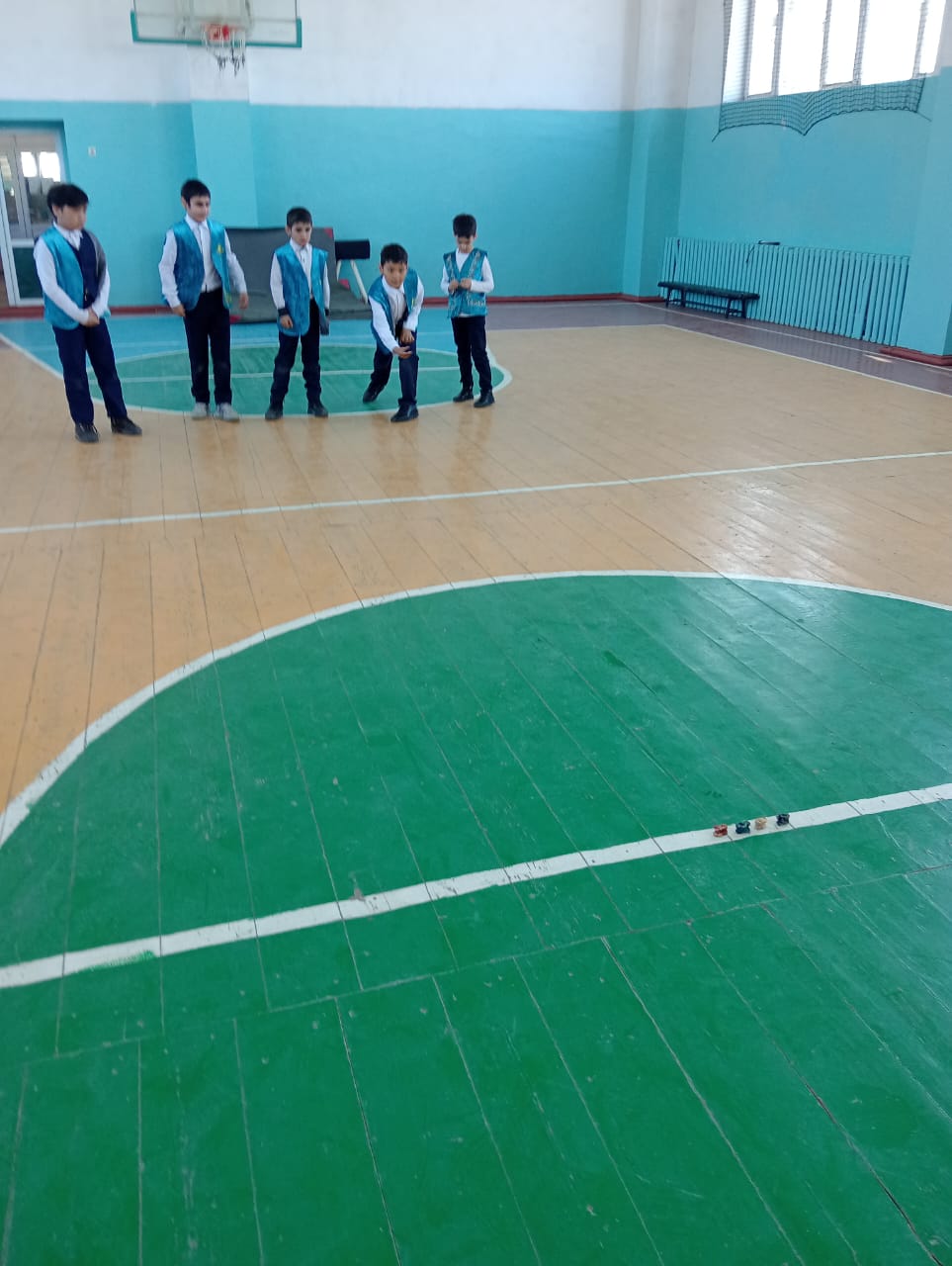 «Асық ату» ұлттық ойыны.