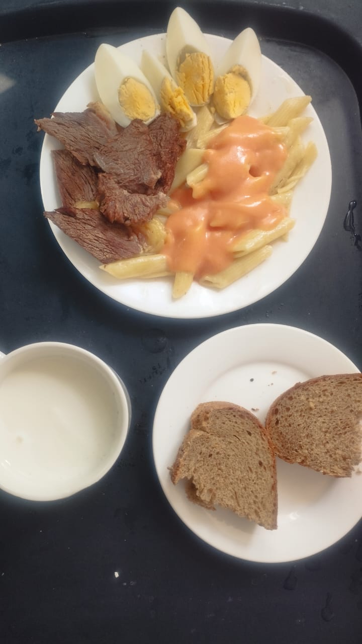 Тегін ыстық тамақпен қамтылған оқушылардың тамақтануы