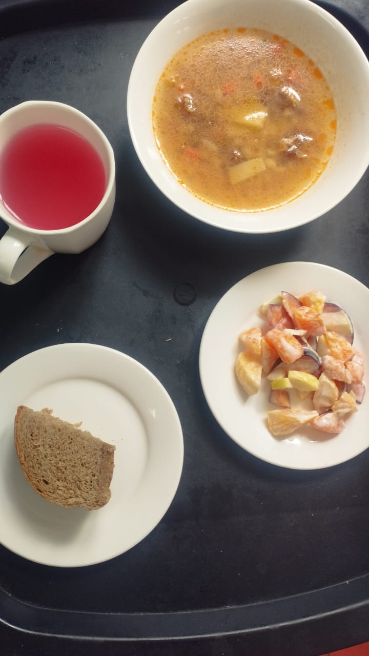 Тегін ыстық тамақпен қамтылған оқушылардың тамақтануы